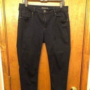 Purchased from Stitch Fix. Like New Black straight